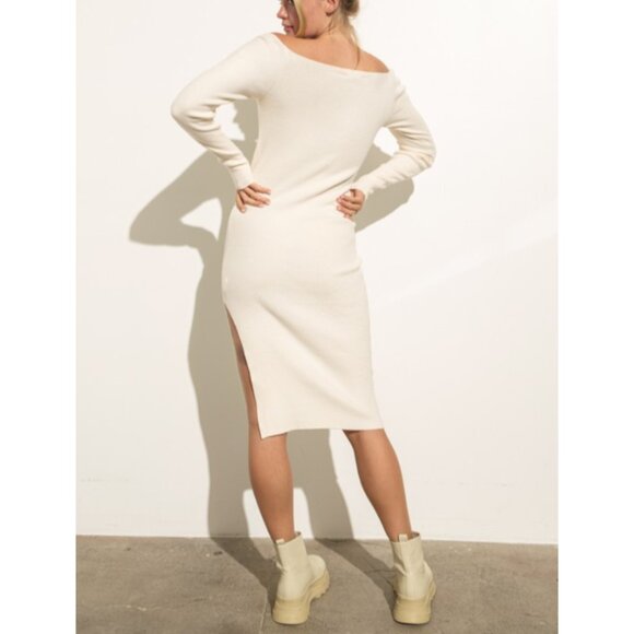 Sweatheart Neckline Ribbed Knit Sweater Dress - Picture 2 of 4